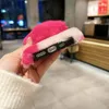 Nowe w stylu zimowym ciepłe dłonie moda Plush Love Stripe Telefon Fase for iPhone 15 14 13 12 Por Max 14 Plus Case Case