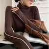 Kvinnors tröjor Pullovers Kvinnor Randig Turtleneck Varm stickad tröja Spring Fall Y2K Elegant Korean Office Lady Simple Design Bottom