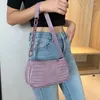 Bolsas de noite Trende Bolsa de ombro feminina PU Couro leite axil axil 2024 Moda elegante bolsa de sling zíper quadrado pequeno quadrado