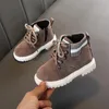 Stivali moda per bambini cotone 2024 autunno inverno suola in gomma per bambini caviglia calda ragazzi ragazze scarpe casual per bambini