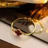 Bangle Designer Bracelet Classic 2024 Jewelry High Quality Clover Bracelet 18k Gold Onyx Shell Mother Of Pearl Women Girls Wedding Mother's Day Jewellery Women Gifts