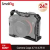 Acessórios Gaiola de câmera leve SmallRig para Sony A7 III A7R III A9 Equipamento de gaiola de liga de alumínio com montagem de sapata fria para Sony A73 A7R3 A9 2918