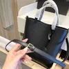 TOTE TORB FOR Woman Luxurys Torebka Projektant na ramię worki damskie torby sprzęgła Wysoka oryginalna skórzana skórzana crossbody mini średnia duża torba