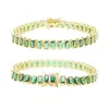 Charm-Armbänder Damen-Armband mit grünen CZ-Tennisketten und rechteckigem Zirkonia in Goldfarbe, Modeschmuck