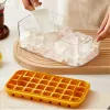 Macchina per cubetti di ghiaccio con scatola di immagazzinaggio Tipo di pressa in silicone Macchina per cubetti di ghiaccio Vassoio per ghiaccio Creazione di stampi per gadget da bar Accessori da cucina