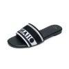 Pares Designer Slides Mulheres Bordado Tecido Slide Sandálias Verão Praia Caminhada Chinelos Moda Salto Baixo Chinelo Plano Sapatos de Luxo Tamanho 37-42