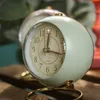 Silenzioso senza ticchettio Sveglia vintage retrò Piccolo orologio da tavolo con luce notturna Mini sveglia rotonda per ufficio camera da letto 240111