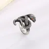 Bagues de cluster Mode Animal Bague Rétro Enveloppé Petit Serpent Ensemble Avec Des Yeux Rouges En Acier Inoxydable Pour Hommes Et Femmes