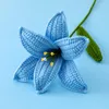 Fleurs décoratives 1PC tricoté à la main fleur de lys au crochet fini pour la maison salon table vase arrangement cadeaux de la Saint-Valentin