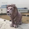 Rolig stor promenad uppblåsbar lejondräkt 3,5 m bärbar sprängning av djurmaskot cosplayduk för paradshow