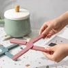 Table Mats Foldable Silicone Pad Creative Cross Holder Non-slip Placemat Dish Resistant Pan Mat Kitchen Supplies