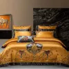 Europese Aristocratische Gouden Vintage Brokaat Egyptisch Katoen Geborduurd Luxe Beddengoed Set Dekbedovertrek Beddengoed Sprei 240112