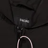 Ünlü tasarımcının yeni gündelik gevşek uzun kollu su geçirmez, konforlu minimalist unisex orta uzunlukta arka mektup baskılı kapüşonlu ceket rüzgar kırıcı ceket