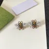 Boucles d'oreilles de luxe Designer Stud Vintage Boucles d'oreilles Abeille Haute Qualité Amour Cadeau Femmes Bijoux Pas Allergique Cadeau Boucle D'oreille Taille 1.7x2.5 cm avec Timbre