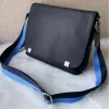 Lujos Bolsas de moda Diseñadores Bolsas Bolsa para hombre Messenge Bolso Maletín Laptop Hombro Cinturón de cuero genuino Bolsa de cintura Mens Bumbag Mochila Monederos