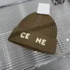 Tasarımcı Beanie Erkek Kadınlar Kış Örtüsü Yünlü Şapka Kadın Örme Kalın Sıcak Beanies Şapkalar Nakışları Kadın Bonez Beanies Kapaklar 12 Renk Aksesuarları