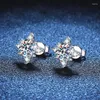 Kolczyki S925 Pure Silver Ear Studs Kobiet Mosang Diamond Four Claw Octagon Star D Color 1 Carat