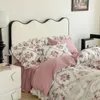 100% cotone stile francese vintage rosa volant in pizzo set biancheria da letto fiori copripiumino tinta unita gonna letto copriletto federe 240112