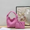 Venetaabottegas gewebte Damentasche Nischendesign 2024 Produkt Gemüsekorb Handgehaltene Brötchenmuttertasche Einzelschulter-Umhängetasche