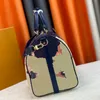 Unisex mody torby na jamę mody vintage Casual Design torebka L-listerka Wysokość torby podróży TOSS Crossbody Torba na ramię Bagaż M23773 M46805 M46806