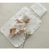 Katlanabilir doğan bebek bebek bezi değiştirme pamuklu pamuk ayı tavşan oliver portatif su geçirmez bebek idrar pedi yeniden kullanılabilir ped 69x50cm 240111