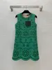 2024 Spring Black Solid Color Beading Brodery Dress Green Sleeveless Round Neck Rhinestone korta avslappnade klänningar B4J121028