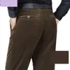 Pantaloni da uomo Arrivo Inverno Velluto a coste elastico Vita alta Vecchio Spessore Lungo Allentato Super Large Pantaloni di cotone casual Taglia 29-40 42