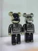 Figuras de brinquedo de ação 28cm Bearbricked 400% Figura de ação Urso violento surfando Hajime Sorayamae 2G Bloco de construção Bearbricked Ornamento de urso Decoração de casavaiduryc