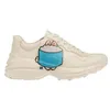 Excellente qualité et pas cher Designer gc Rhyton chaussures de sport hommes femmes sneaker sport à lèvres épaisses lettres de dessin animé épaisse soleg G famille beige chameau extérieur