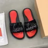 Designer spikar tofflor nitar mocka sandaler män tryckta bilder plattskor sommar röd tjock sula utomhus sandal storlek 38-46 med låda
