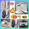 Gratis verzending Designer Casual Slides Slippers Mannen Vrouw slijtvast antislip Rubber ademende zachte zolen slippers Platte Zomer Strand Slipper