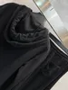 Женские спортивные костюмы Дизайнерский новый 2024 треугольный комплект из двух предметов женский пальто куртка брюки брюки-карго йога широкий сексуальный костюм для отдыха спортивные комплекты для нарядов подарок VMNO