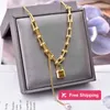 Collares colgantes Diseñador de moda para mujer suéter cadena collar 4four hoja trébol colgante largo de doble cara negro blanco joyería otoño e invierno M0C0