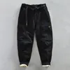 Autumn Winter Men's Cargo Velvet Pants Loose Belt Bekväm mjuk bomull Multi Pockets Retro Street Truenter AZ381 240111