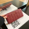 محفظة جديدة للنساء Long Long للسيدات مع وضع بطاقة Light Light Luxury All-Match Clutch للنساء بالجملة