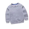 Pullover Spring Autumn Children Solid tröja långärmad baby pojkar flickor bomulls topp barn kläder tröjor vinter botten shirtl2401