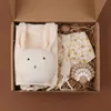 赤ちゃんの誕生日プレゼントセット両面コットンビブシリコンビーズテザーおもちゃおうるいチェーンクリップ製品梱包ボックス240111