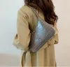 Liten axelväska kvinnors mjuka design axelväska topphandtag handväska lämplig för fritidssemester, resor