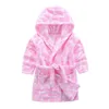 Kindergewaden voor 2-6 jaar Baby Kinderpyjama Jongens Meisjes Cartoon Nachtkleding Badjassen Kinderen Babygewaden met capuchon Flanel Nachtkleding 240111