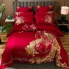 Lüks Altın Phoenix Nakış Kırmızı Çin Düğün 100s Mısır Pamuk Yatak Seti Nevresim Yatak Yatak Yatak Yatak Yatağı Yatağı 240112