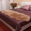 Peluche douce en peau de mouton chambre tapis Imitation laine coussin cheveux longs tapis de chevet canapé coussin blanc tapis rouge salon fourrure tapis 240111