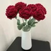 Fleurs décoratives 1pc Festival décorer pour petite amie tricoté à la main fausse fleur tricot vin rouge Rose tricot bricolage maison Table créative