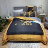 Simples capa de edredão colcha novos quatro conjuntos de cama estilo tribunal europeu pele-amigável versão grande colcha sem corações