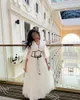 Feestjurken Wit Tule Lange mouwen Gala A-lijn V-hals Vloerlengte Saudi-Arabië Jurken Formele jurk
