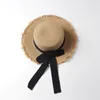 Chapeaux Chapeau De Paille Femmes Large Bord Protection Solaire Plage Noir Et Beige Ruban Bowknot Cap Casual Dames Plat Top Panama