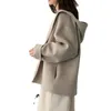 Wełniany płaszcz z kapturem Krótka wiosenna jesień Koreańska wersja luźna moda moda swobodny wełniany kurtka 240111