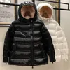 Женские пуховые парки Saimengkou Feather Emperor Shopping Mall Тот же стиль White Duck Black Aline Свободное утолщенное короткое пальто с капюшоном для женщин