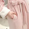 Women Long Warm Flannel Bathrobe Plus Size Coral Fleece Sleepwear Men Thick Cozy Bath Robe Winter Lovers Spa Dressing Gown 240111