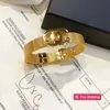 Bangle Luxe Merkontwerpers Letters Armbanden Bangle Bangles 18K Verguld Roestvrij Staal Kristal Letter Liefhebbers Cadeau Polsbandje Manchet Voor Beroemde Vrouwen Sieraden G