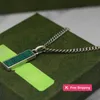 Pendant Necklaces Top luxury design necklace for men and women designer double letter pendant necklaces chain fashion jewelry green enamel vertical bar 1EZ8